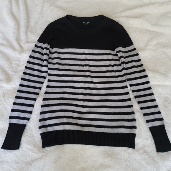 Express Sweaters - EXPRESS Black/Grey Striped Sweater